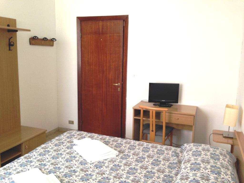 Albergo La Neigra 세스트리레반떼 외부 사진
