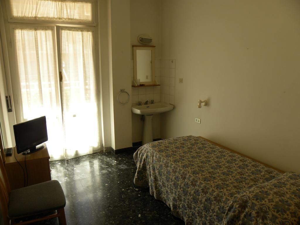 Albergo La Neigra 세스트리레반떼 외부 사진